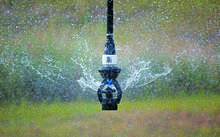 xi-wob-sprinkler-water-application.jpg